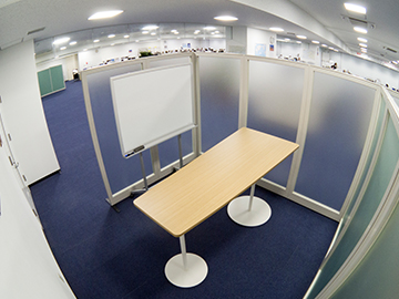 ＮＸ沖縄イーテクノロジー　オフィスミーティングスペース